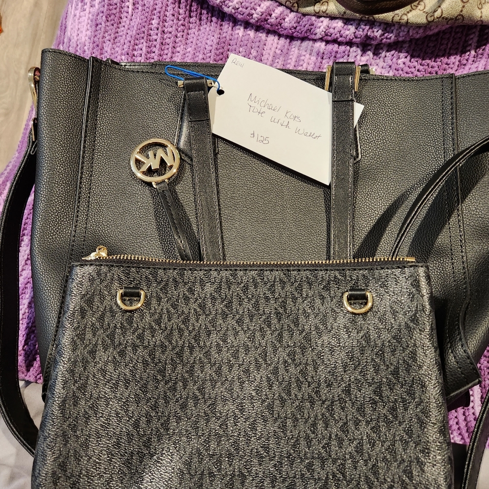 MK purse